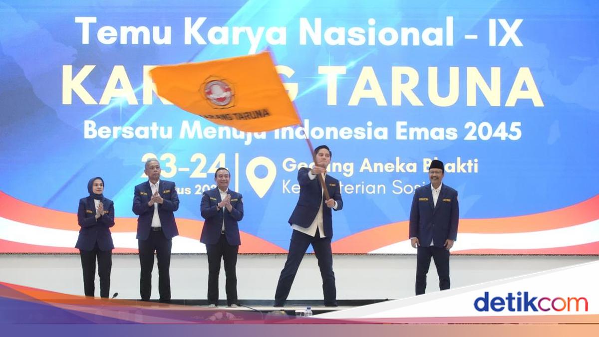 1.523 Karang -Youth Organization Ready to Keep Social Service Action