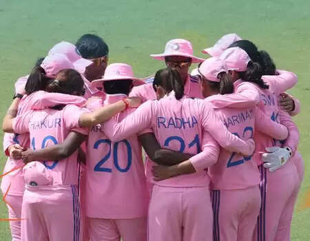 Bollywood Superstar Akshay Kumar supports Indian women’s cricket team for World Cup 2025