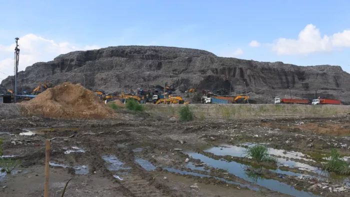 What needs to be done on the vacant land after the landfill in Delhi is over, the municipal corporation asked