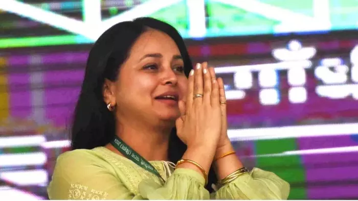 Rohini Acharya Controversion: Rohini’s account closed for 8 hours after being unlocked – Rohini Acharya account is closed for 8 hours after the disappearance after being unlocked