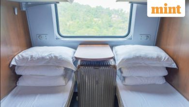 1st AC coach passenger caught up with a red hands, towels: ‘Heard from people who are rich …’