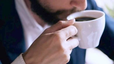 شُرب القهوة على الريق يُندِّمك ! للاطلاع على