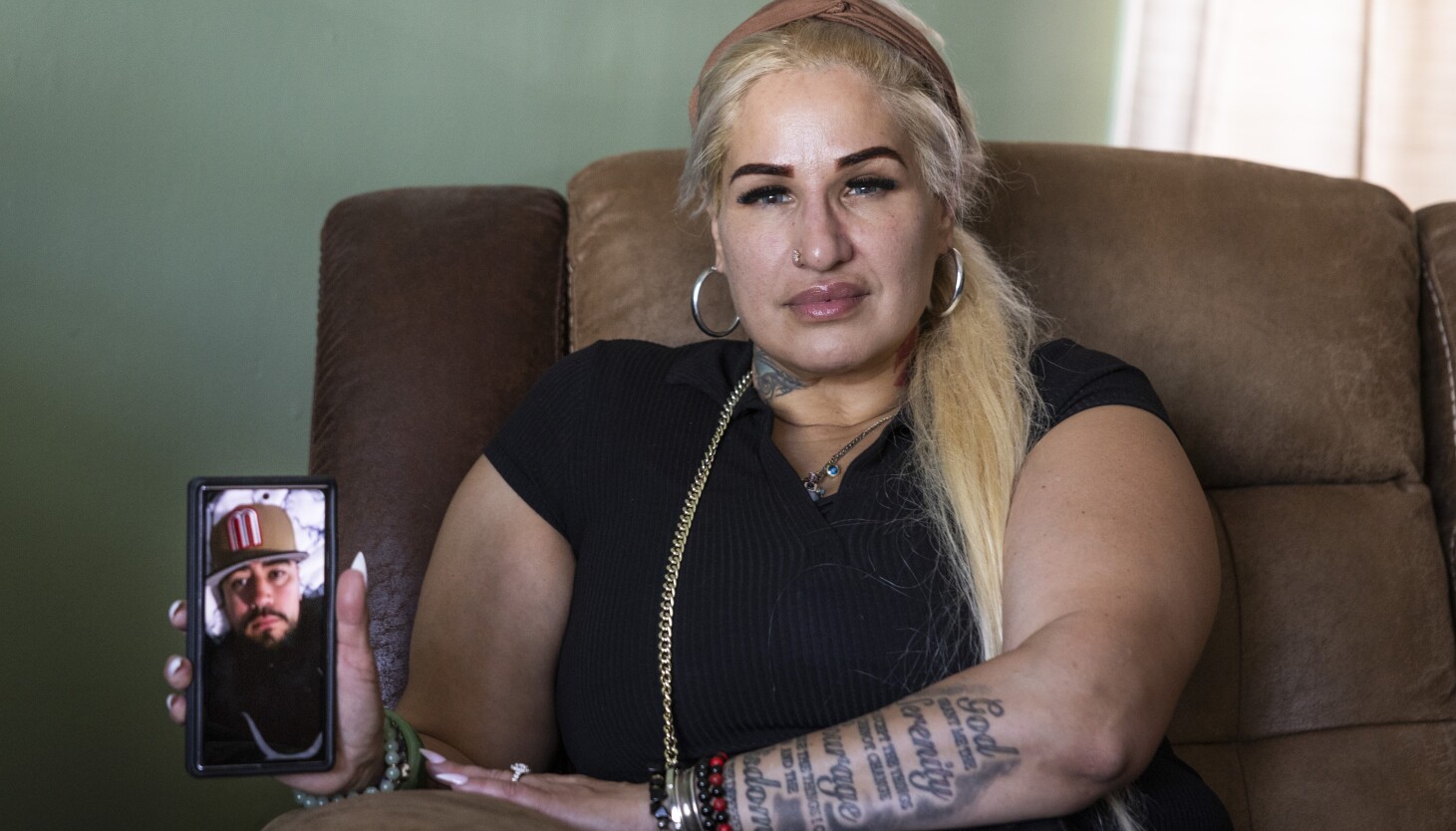 midlothian-man-with-green-card-by-ice-for-months-earlier-than-returning-to-mexico,-spouse-says