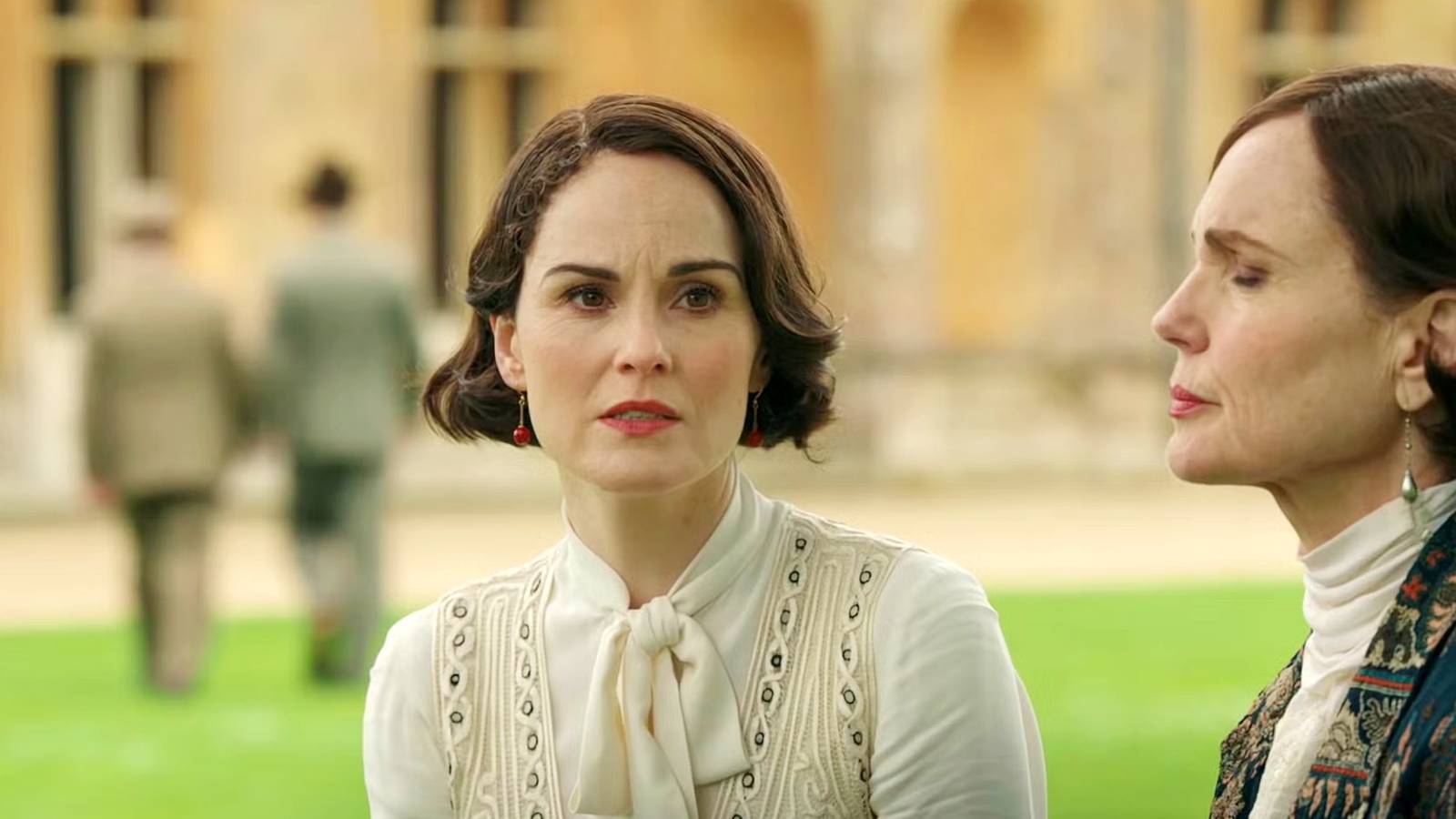 michelle-dockery-reflects-on-emotional-final-schene-in-downton-abbey:-the-gargantuan-final