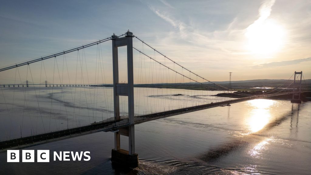 m48-sendern-bridge-closed-on-account-of-solid-winds