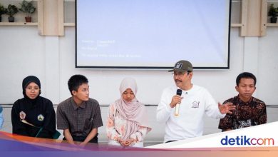 Gus Ipul visit Srma 13 Preskasi, review students development
