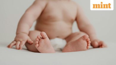 The 2-year-old man left alone for days next to Mother’s Dead Ligig