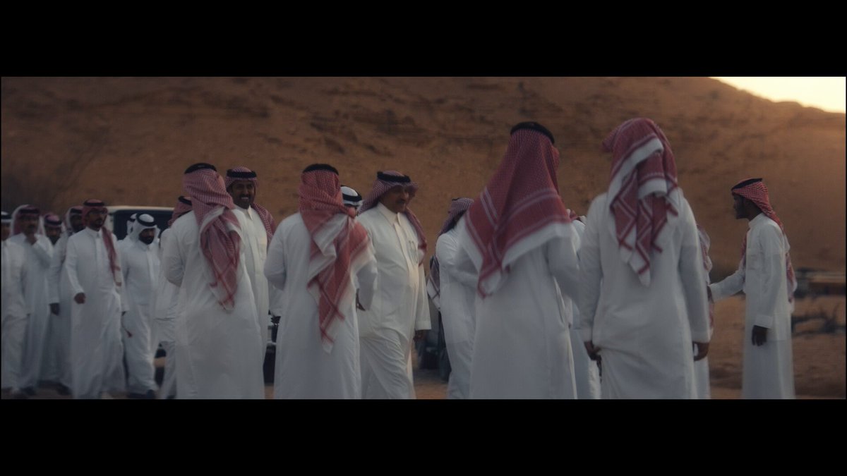 “نعتز في طبعنا” أغنية وطنية تصوّر ارتباط السعوديين بأرضهم وتاريخهم، وتحتفل بالرموز الوطنية…