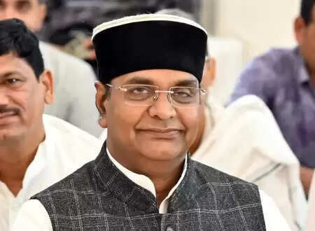 Prime Minister Modi makes decisions with public benefits: Vishwas Sarang