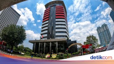The KPK asks for a whispering from the community if there is an inappropriate civil servant LHKPN