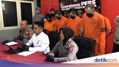 The false SIM syndicate in yogja was arrested by police, making 15 pieces a day