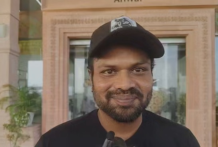 The actor Manchu Manoj, who left on ‘Mirai’ sukewear, visited Ramlala in Ayodhya