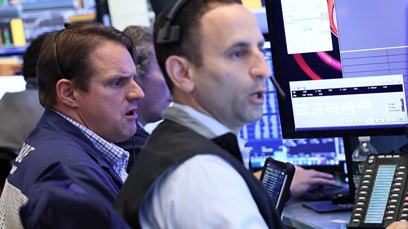 Wall Street today: US stocks are withdrawing amid concerns about Trump’s visumb policy