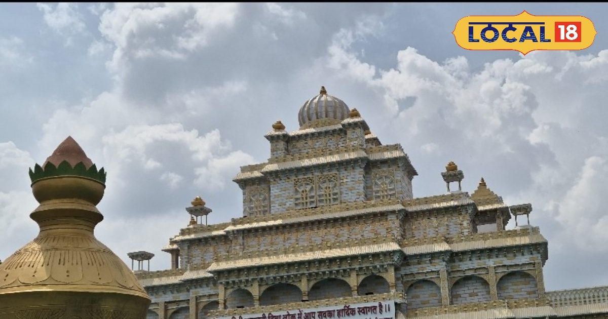 Indore Navratri 2025: The largest Durga pandal in the world, 11 thousand gold urns will be divided among committed