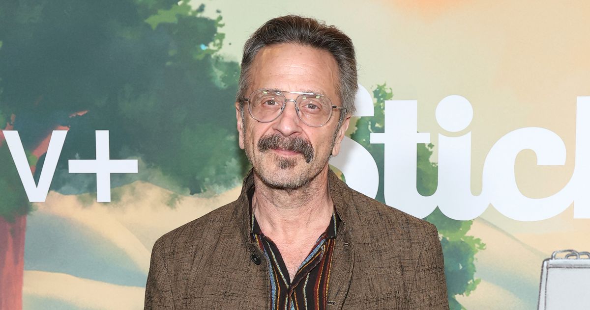 Watch Marc Maron Cover Taylor Swift – ryan