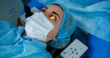 بعد نجاح العملية للرجل كندى.. كيف تزرع السن مكان القرنية لعودة الرؤية