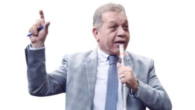 “شرشر»-السطينية-الفلسطينية-الفلسطينية-على-عاتقه.