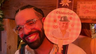 drake-hits-up-oktoberfest-in-germany,-shares-fun-photos
