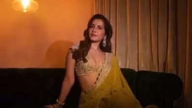 Rashi Khanna’s charming style in yellow saree, stylish photos on social media