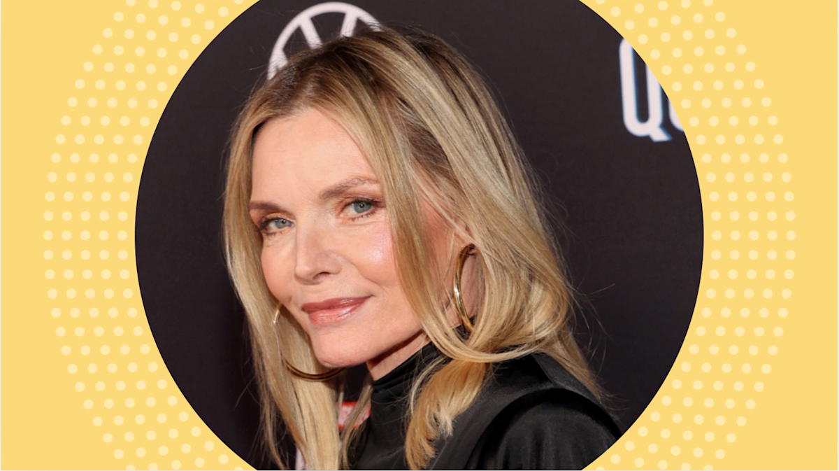 michelle-pfeiffer-loves-a-shadowy-turtleneck-–-we-learned-one-like-hers-for-nearly-75%-off