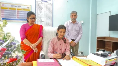 Mission Shakti: More than 55 thousand girls became one day officer in UP, the chairman to DM