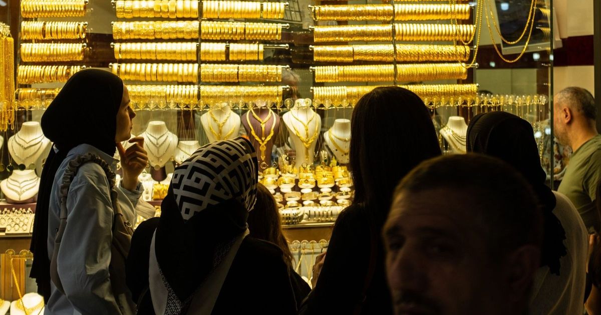 Why is gold the first safe haven … and what can it stop his ascension?