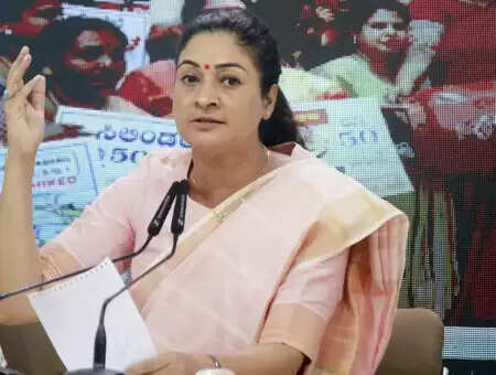 Several issues will be discussed at the meeting of the Congress’s Working Committee to be held in Patna: Alka Lamba