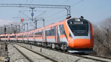 Omg! As a result, how to get the India Rishdeole this way, Bhagalpur-An and Vihar Train in Bhagalpur News is disrupting Bhagals of Bharat Train Operations because of decoration on tracks