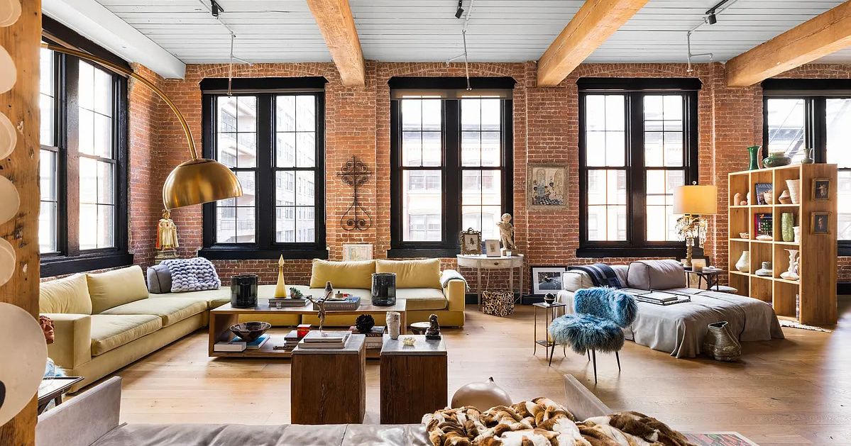 ian-schger-is-promoting-his-dumbo-loft-on-washington-avenue