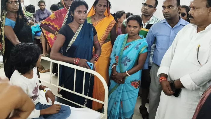 School food spoiled 16 girls students, food poisoning in Kasturba Vidyalaya – sixteen schoolgirls admitted to hospital after food poisoning in Hazaribagh