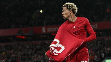 مدرب ليفربول يهاجم نجمه بعد “تصرف غبي”