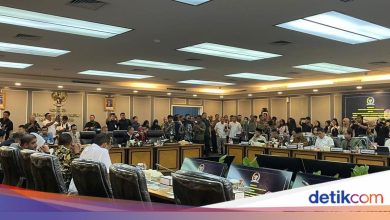 Meeting in the DPR, the consortium of criticism of agricultural reform