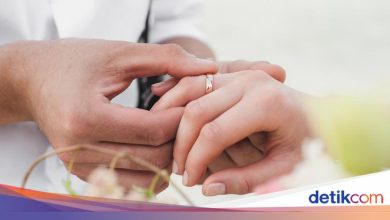 Check out the legalization of a marriage book at the Ministry of Religious Building!
