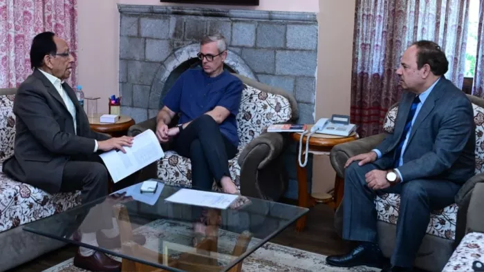 Preparing to protect Jammu and Kashmir from earthquake, CM Omar Abdullah decided to develop earthquake resistant infrastructure – earthquake -resistant infrastructure government committed to development