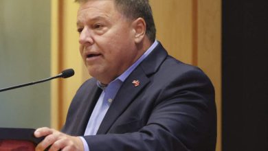 QUINCY VOTERS MAY GET TO ROLLL BACK Their Mayor Bump – ryan