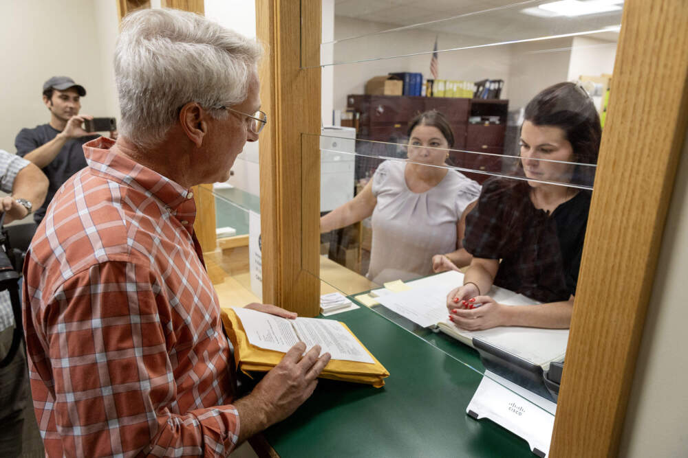 quincy-voters-may-get-to-rolll-back-their-mayor-bump
