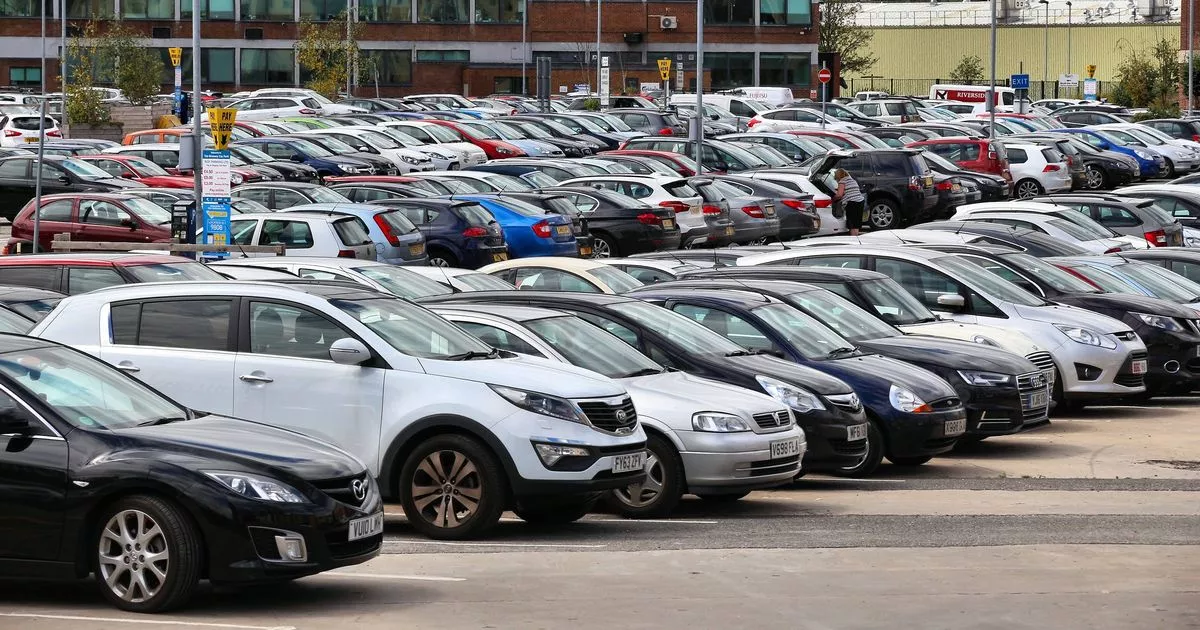 Simple Hack Helps You Find Your Car by Pressing Little-Known Button – ryan