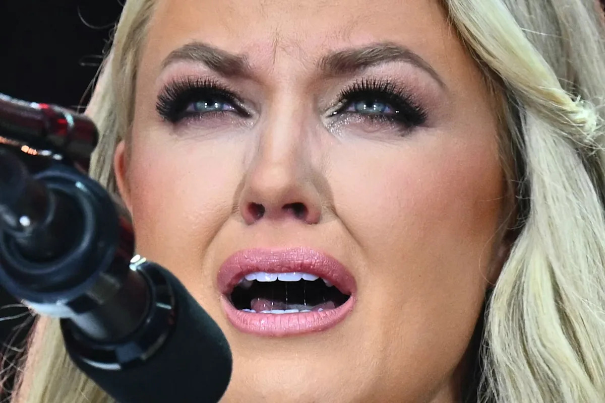 Meet Erika Kirk, The 36-Yaar-Old Ceo of Turning Point USA, WHO HAS THREE Degrees, Two Kids, and A Clothing Brand – ryan