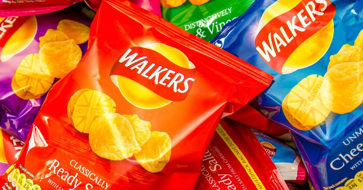 Walkers Fans Beg ‘Make Everyone Aware’ AFTER UPDATE TO ICONIC CRISPS – ryan