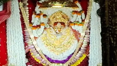 On the fourth day of Navratri in Varanasi, the floods of commiters in the Kushmanda Temple, Mandir reflects with cheering – Navratri Day 4 enormous crowd at Kushmanda Temple in Varanasi
