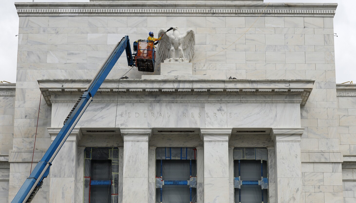 federal-reserve-cuts-key-payment-by-quarter-level,-alerts-two-more-cuts-this-year