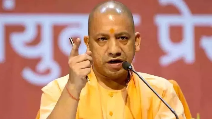 Awareness campaign is being conducted in public places and markets in UP, and CM Yogi’s mission Shakti has become a mass movement – Mission Shakti 5 empowering women’s children in Uttar Pradesh
