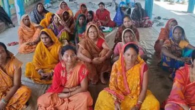 Bihar: ‘Not the place of our happiness’, women talked before they got an amount of 10 thousand rupees