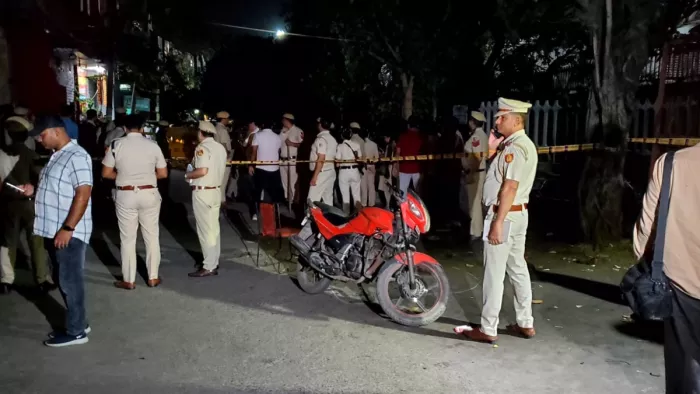 Another murder in Delhi, a knife who killed a minor outside the police hockey; An atmosphere of tension in the area – Ncr Delhi Minor killed near Sealampur police police rise