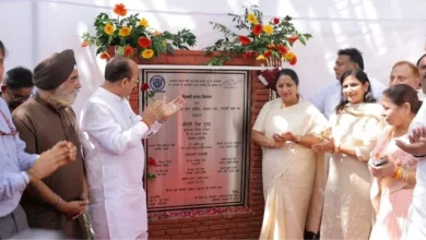 CM Relha gave a great gift to the people of Punjabi Bagh, 225 vehicles will be able to stand in parking at 31 crores