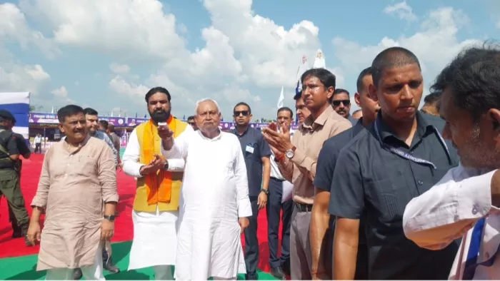 Bihar will give work to one crore over five years, CM Nitish Kumar made a big announcement, the opponents crop -Bihar politics: CM Nitish Kumar Big Promises, as NDA Govt Sarkari Job or Empolyment to One Crore in Bihar Chunav 2025 will offer