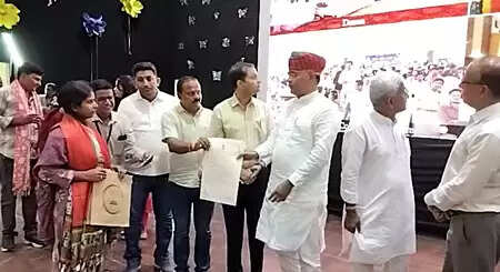 District Level Employment Ceremony in Ajmer, the youth received letters of appointment