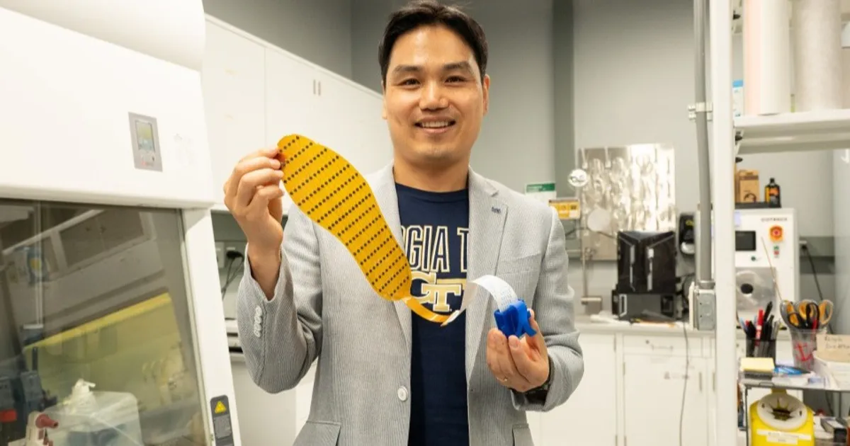 An intelligent sole that can improve the ability to move in patients with hiking disorders