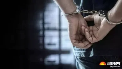 Three thugs arrested in the police uniform in Sirsa, Haryana, found false license plates back -three youths arrested in the police uniform vehicle