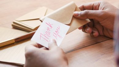 when-you-should-mute-write-thank-you-notes,-from-etiquette-experts
